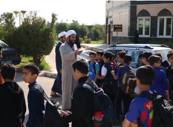 مجموعه تربیتی آموزشی ادبستان